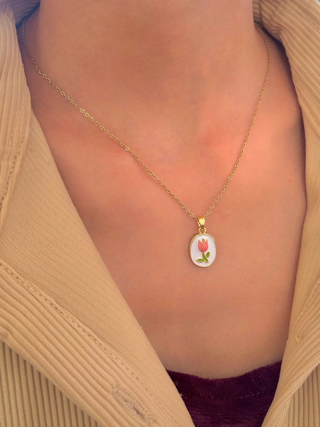 Minimal Tulip Necklace