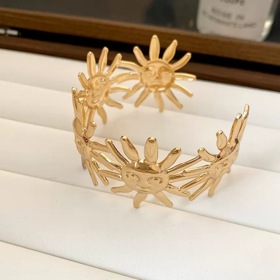 Sunshine Slays! Hand Cuff