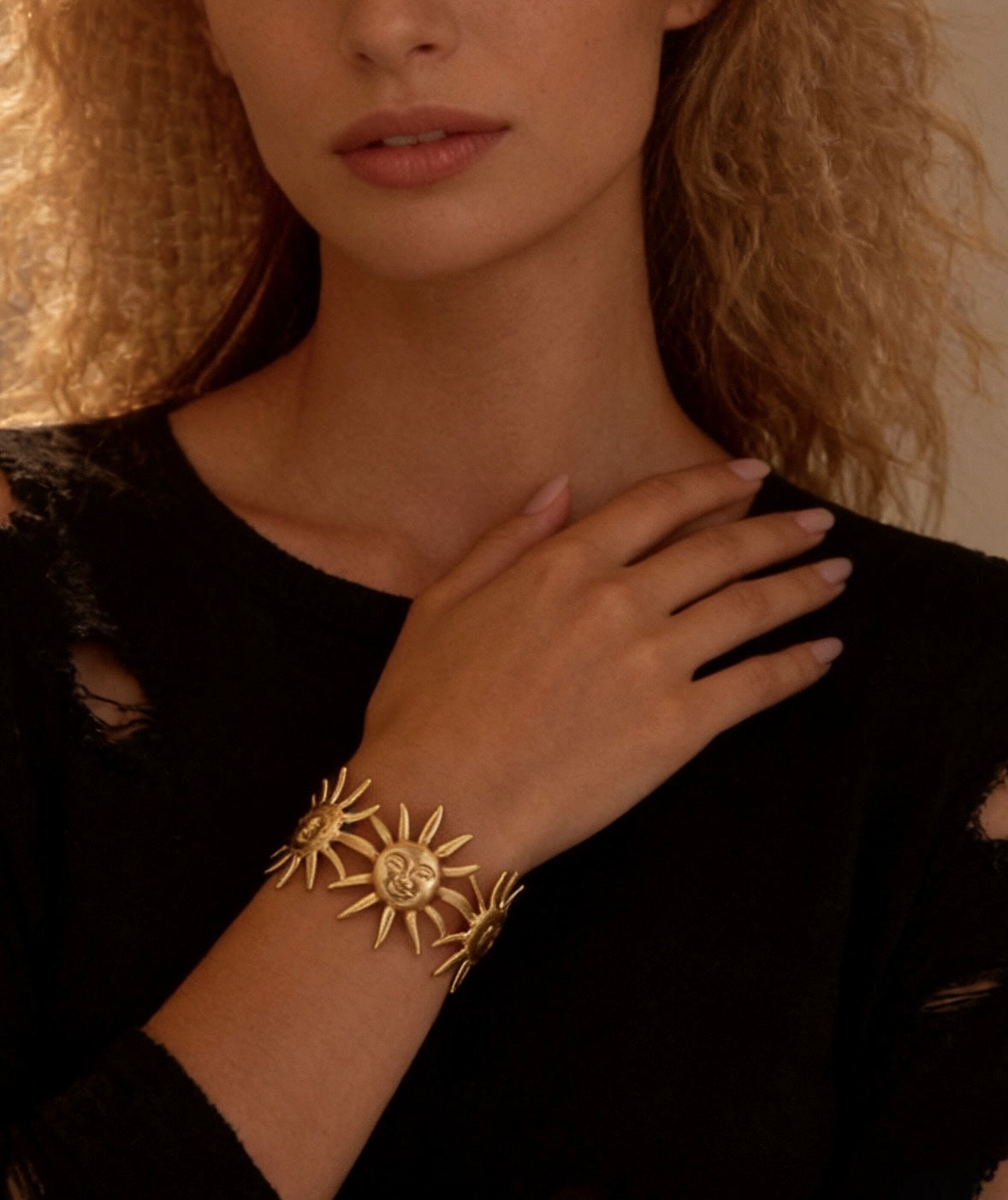 Sunshine Slays! Hand Cuff